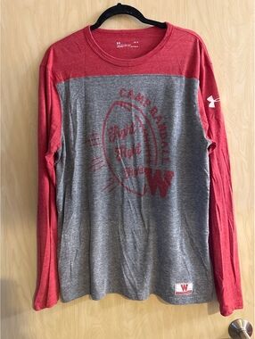 Under Armour Wisconsin Badgers red and grey long-sleeve graphic t-shirt size L